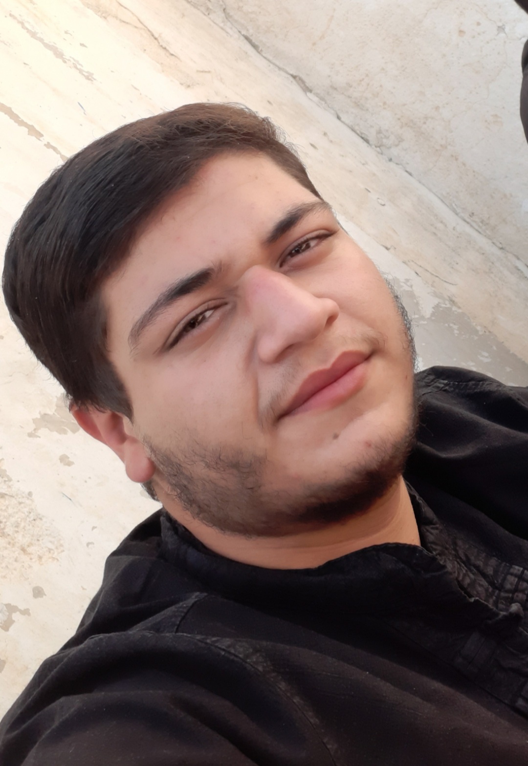 پروفایل پرویز قاسم زاده