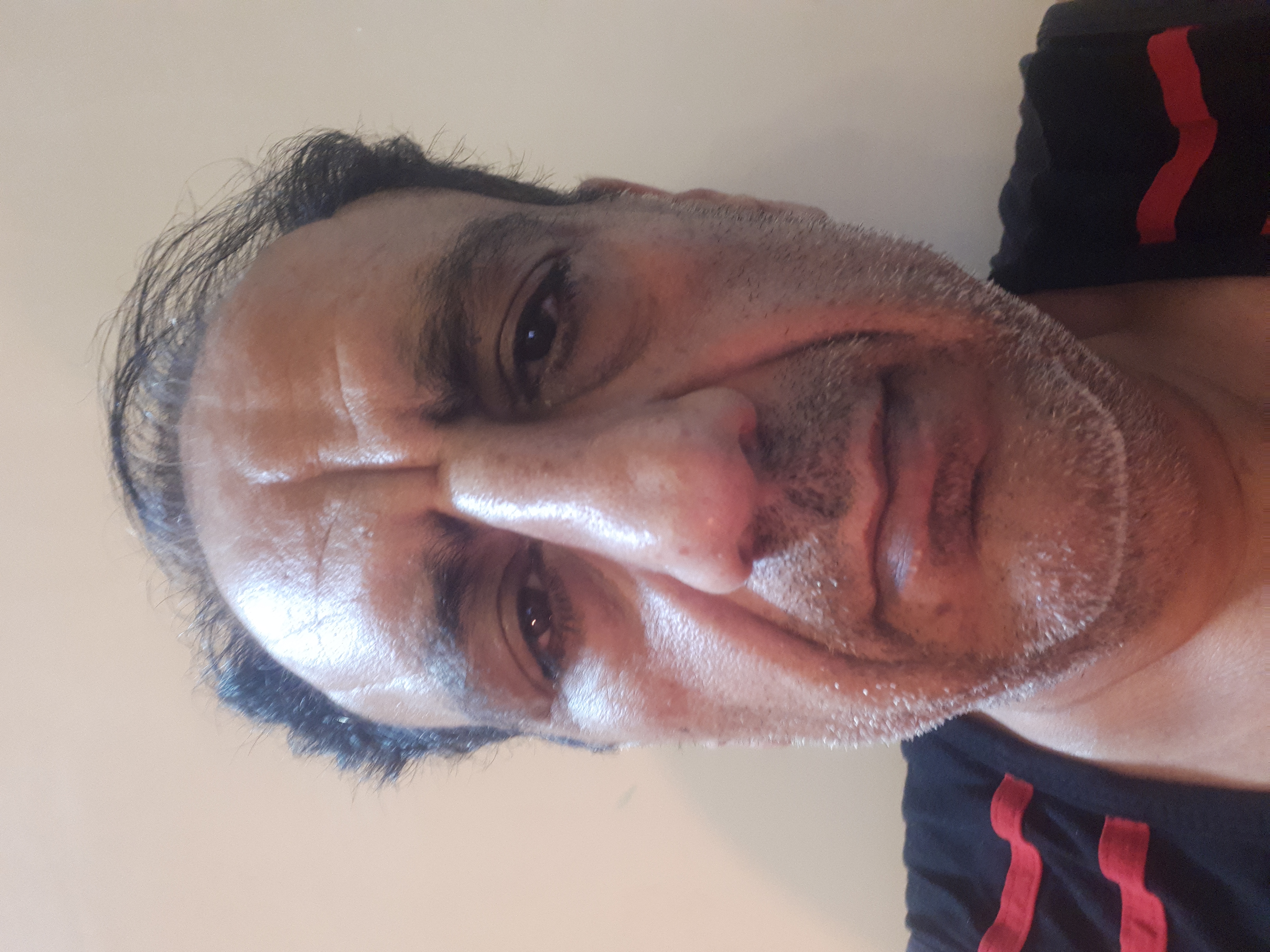 پروفایل ذبیح اله شجاعی