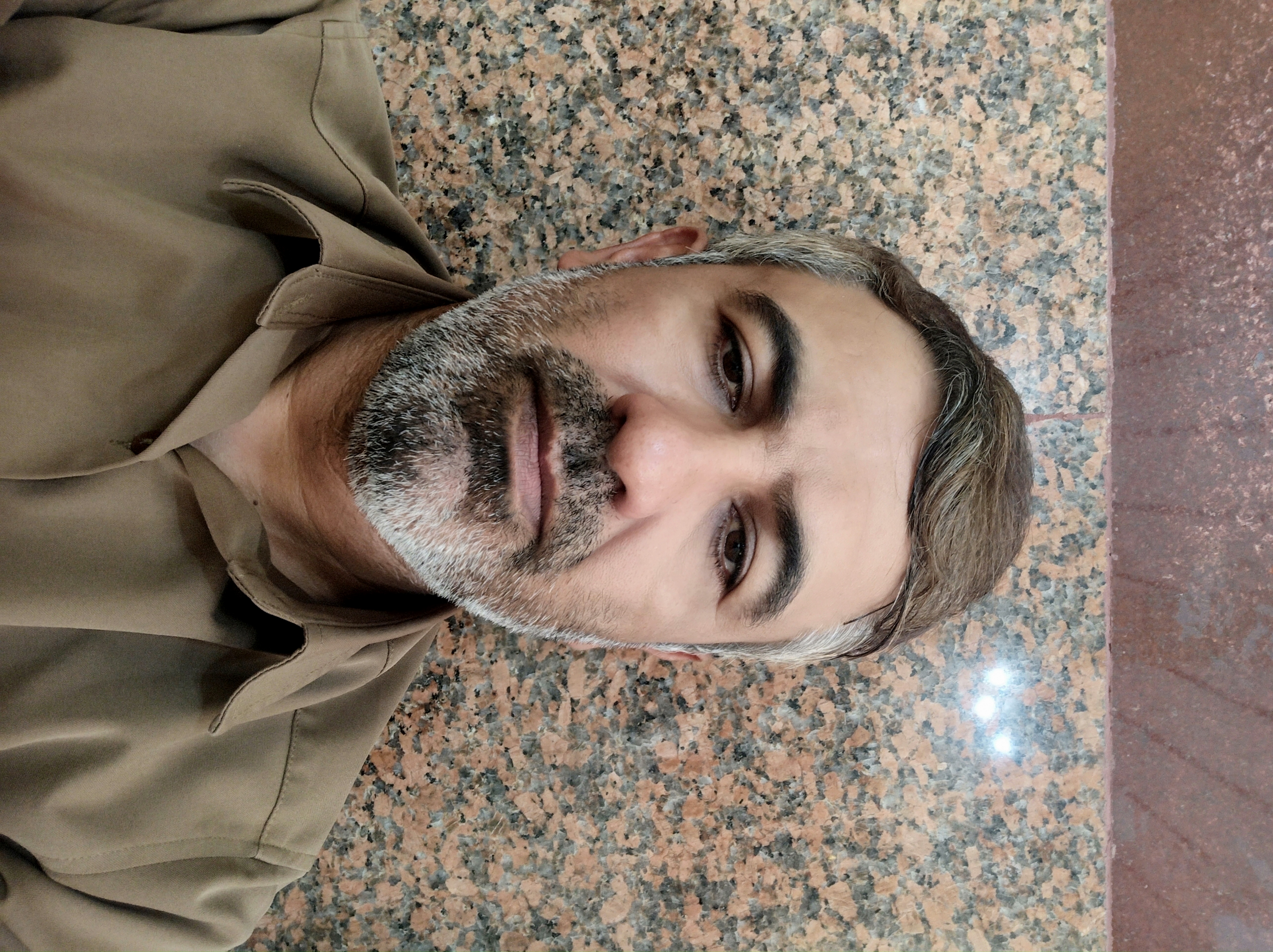 پروفایل قاسم جوهری