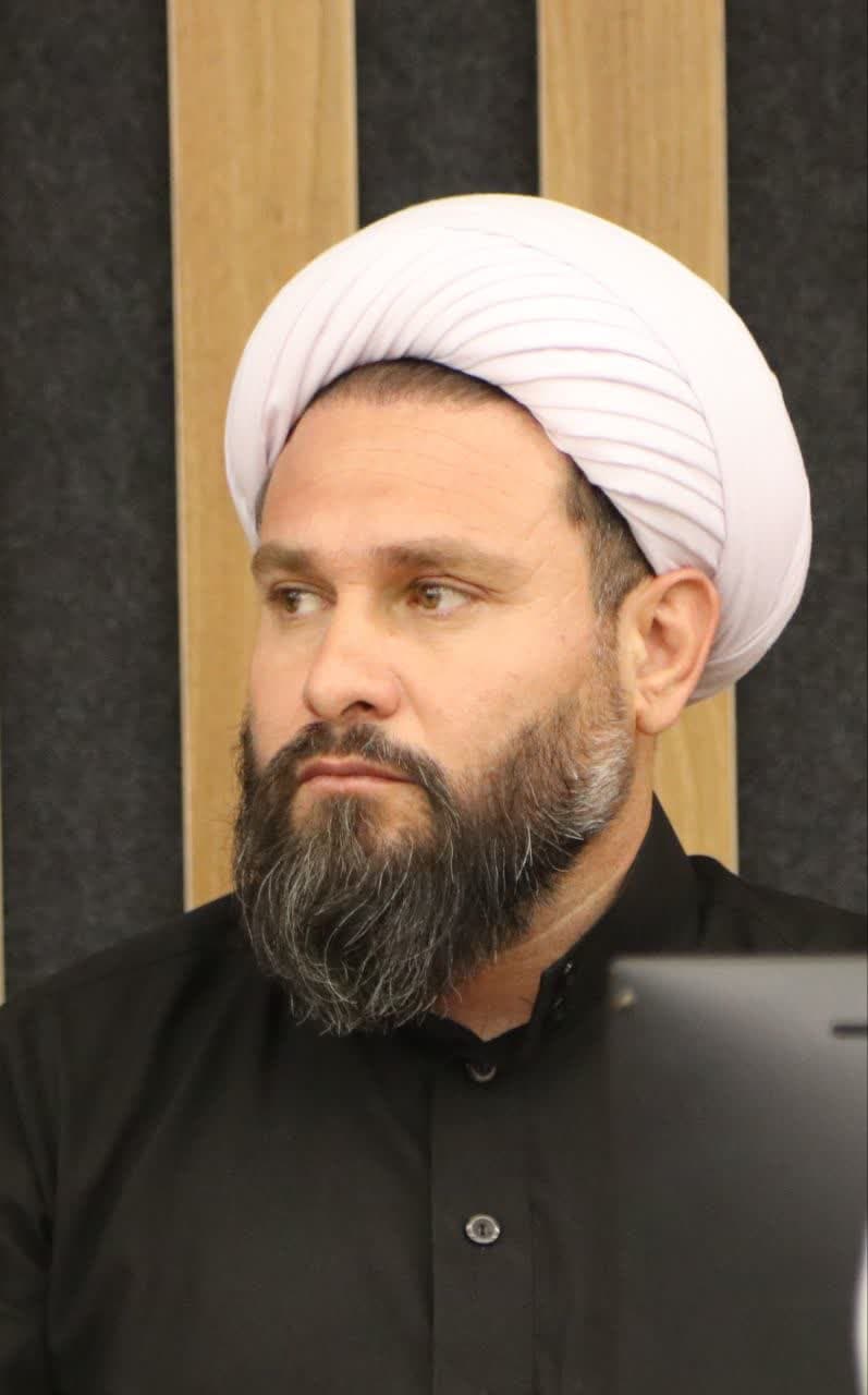 پروفایل داود منصوری